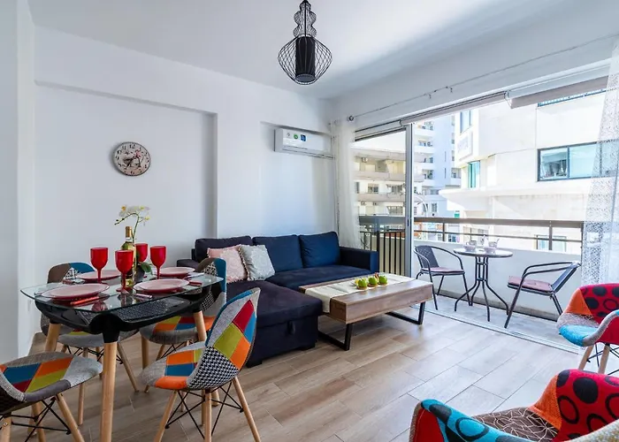Berries 1-Br Apt In Larnaca